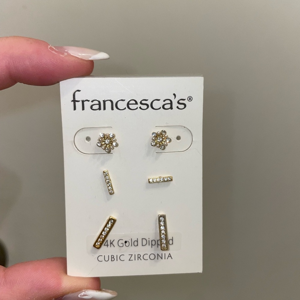 Francesca's Gold Stud Earring Set